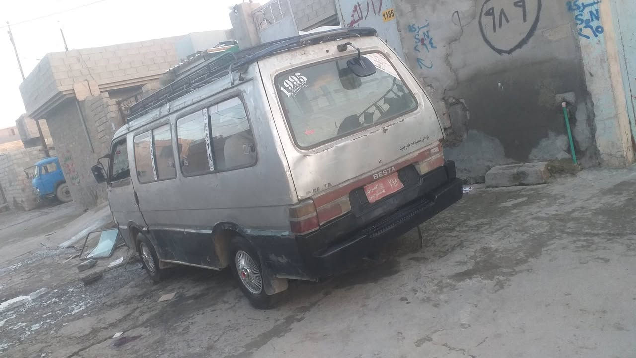 كيا بستم رقم احمر مكينه وقير شرط سعرها 15 اذا اكو بريجه معارض ما يخال***********
