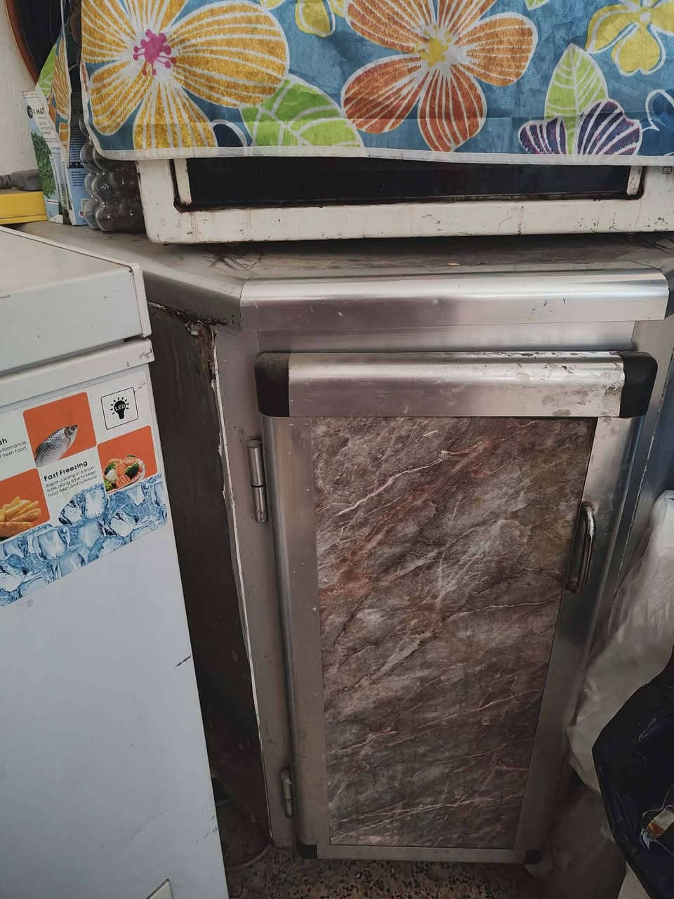 غراض بيت مستعملة للبيع واذا شلع افضل  عنوان الايسر حي الجامعة


**إذا كنت صاحب هذا الإعلان وتريد حذفه لأي سبب، رجاءا أرسل رسالة إلى الدعم الفني**