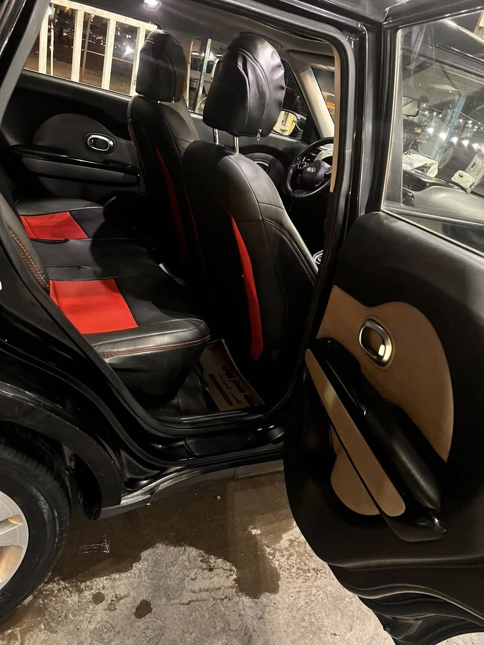 صول 2016 امريكي
محرك 2000 gdi
فول مواصفات بانوراما فتحة كشنات جلد تدفئة تبريد ستيرن هيتر شاشة كبيرة كامرة بصمة تشغيل بصمة ابواب وجنطة كراسي كهرباء انضمة قيادة سبورت لدات داخلية 
السعر 119 بيها مجال 
***********
