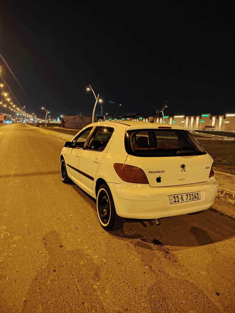 بيجو 307 فرنسي موديل 2005 محرك 1600، رقم بغداد باسمي 
غرفتها من جوه نظيفه حيل تبريد شغال سياره خير من الله جاهزه من كلشي للاستفسار مراسله او الاتصال ع الرقم *********** واتس الفلوجة, الأنبار
