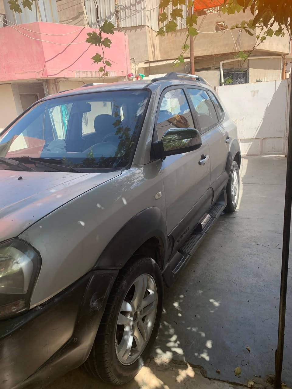 للبيع
هونداي توكسان 2009 بااسمي رقم بغداد السياره بيها ثلاثه قطع صبغ كير محرك جديد تخم تاير صدر جديد كهربائيات كلها شغاله تبريد السعر 90 وبيها مجال للطيبين ***********
