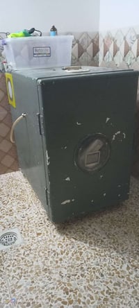 فقاسة ٢٤٠ بيضة • تقليب يدوي • موصل