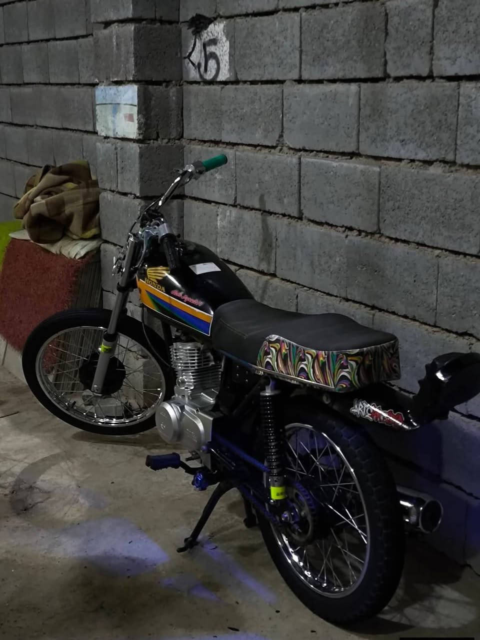 لبيع مستعجل على بيعتها السعر750
*********** البكان بصره كرنه
