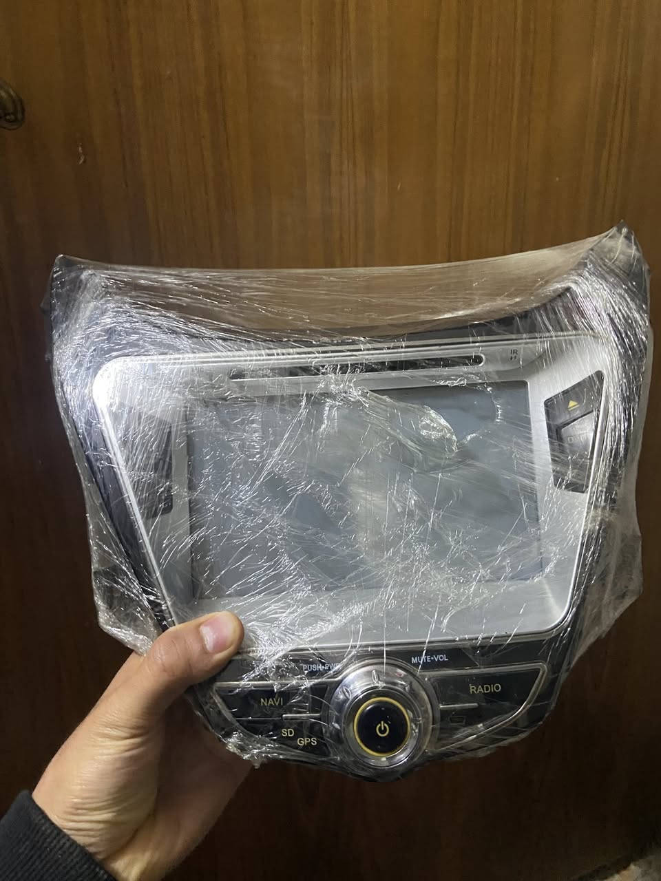 الله يساعدهم شاشه النترا الابلاديه كامله هيه والضفيره بس الشاشه بيضه قيم وأخذ مكاني حله مركز تحياتي


**إذا كنت صاحب هذا الإعلان وتريد حذفه لأي سبب، رجاءا أرسل رسالة إلى الدعم الفني**