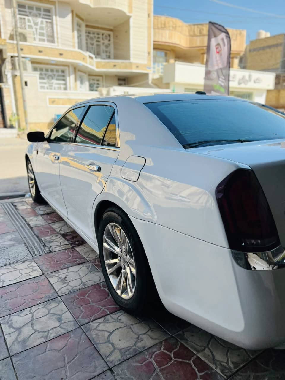 سلام عليكم
اوباما ٢٠١٣ خليجي ٦ سلندر رقم بصره بأسمي تحويل مباشر 
بيها صبغ قطعتين بدون حادث ماشيه ١٨٠ حقيقي دواخل جلد عسلي اي نقص ما بيها تخم تاير جديد حداديه كير مكينه كل كارتون 
سعرها ١٦٥ وبيها مجال بسيط 
***********
