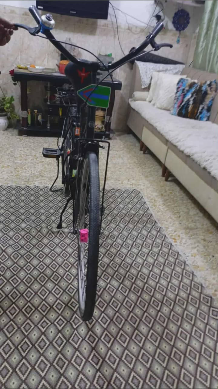 السلام عليكم بايسكل للبيع موديل 20 حجم 26 المكان كربلاء بايسكل مجمبز اللي حاب يدخل لي خاص 125


**إذا كنت صاحب هذا الإعلان وتريد حذفه لأي سبب، رجاءا أرسل رسالة إلى الدعم الفني**