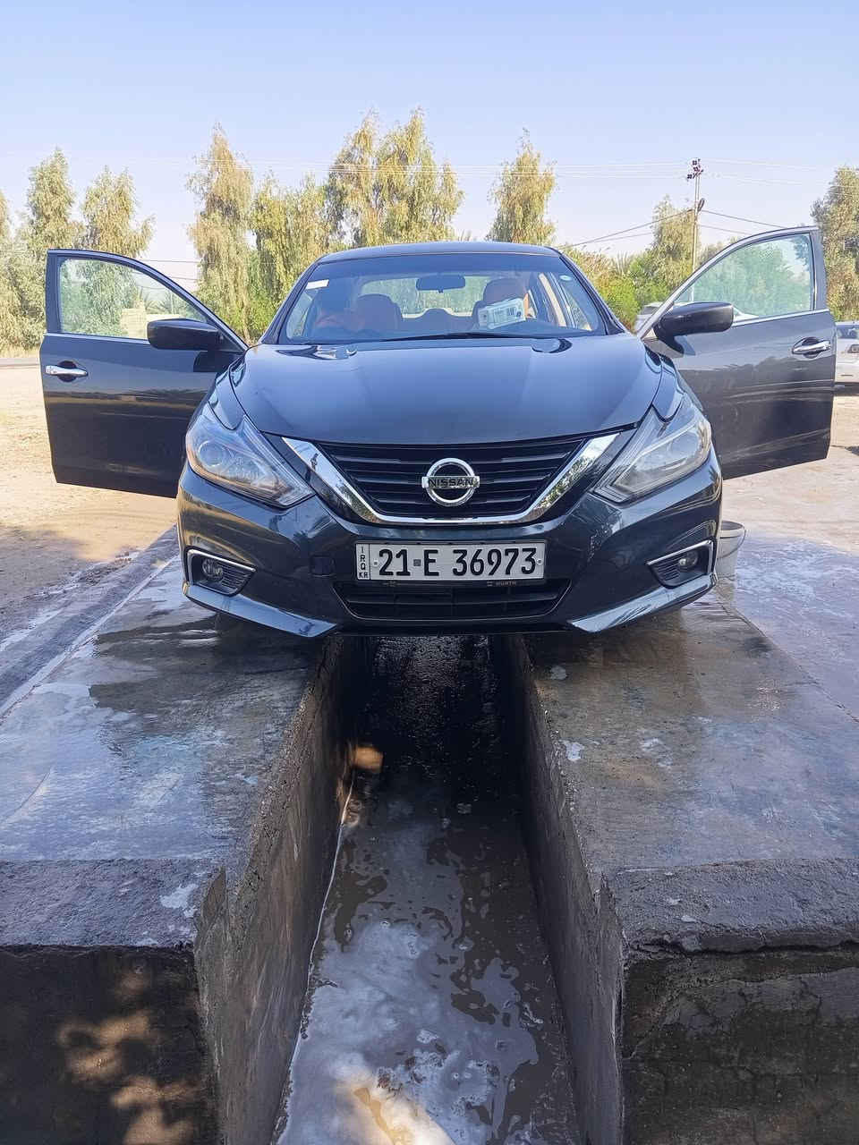 السلام عليكم 
نيسان التيما. 2017 رقم سليمانية دولي

المواصفات

بصمة تشغيل

بصمة ابواب

مانع انزلاق 

تحكم استيرن

مثبت سرعة 

كشن كهرباء

كاميرا خلفية 

ماشية  86 الف كيلو متر

الحادث قطعتين بدون دواخل نهائياً  كلة سليم 

السيارة هزة و سنويه جديدة شادلهة براد گير 

السعر130 وبيها مجال قليل 

العنوان ديالى /المقدادية  للاستفسار الاتصال ***********
