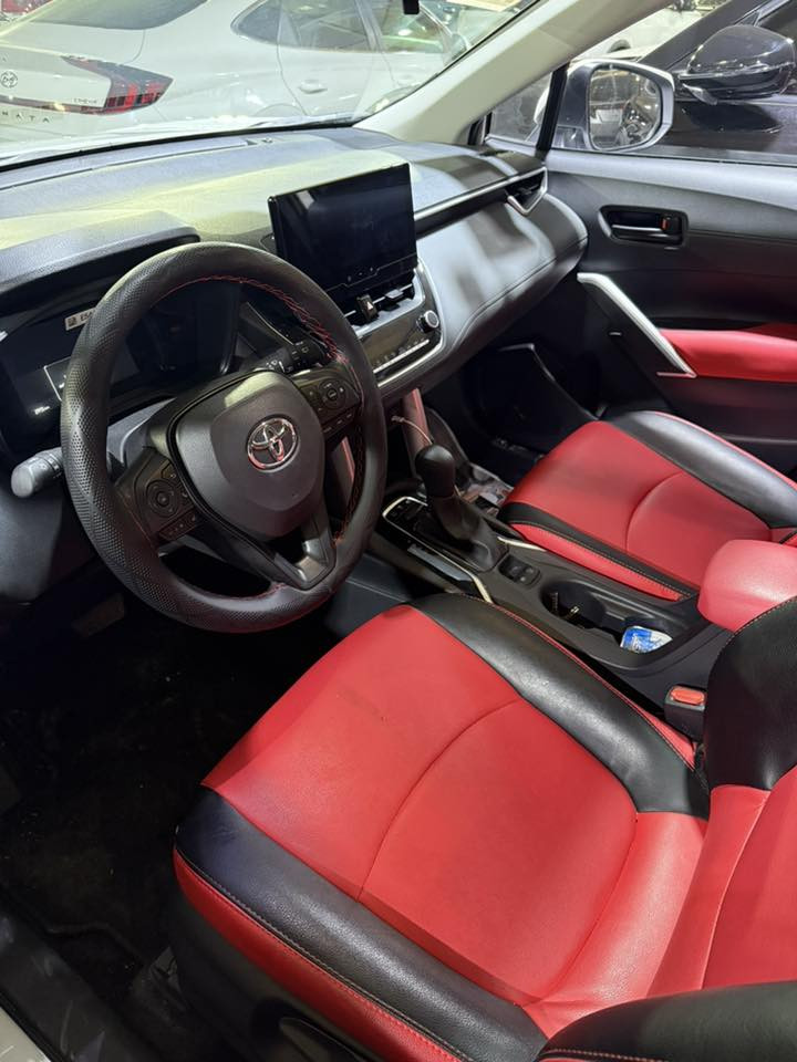 كروس 2025 للبيع او مراوس
ماشيه 2000 كيلو 
مكفوله كفاله عامه حتى من الشخط 
داخل احمر جلد كشافات حمالات سقف فتحة 
كامره خلفيه 
رقم بغداد 

السعر 27,400 وبيه مجال بسيط 
***********
مكاني كربلاء
