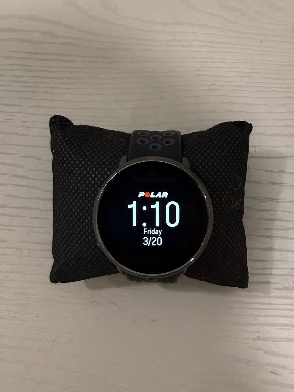 كل ساعه وسعرها بيهن بدون شواحن الكل شغال 
الاسعار من 25 الى 100 الف بيهن فتبت وكارمن وبولر سامسونج وفوسيل وشاومي 
توصيل موجود كل المحافظات


**إذا كنت صاحب هذا الإعلان وتريد حذفه لأي سبب، رجاءا أرسل رسالة إلى الدعم الفني**