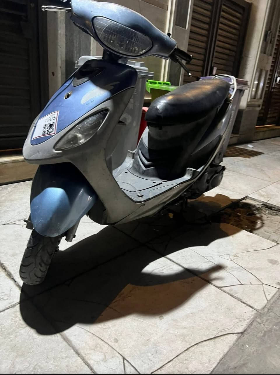 السلام عليكم ماكس منغولي سلف هندر كهربائيات كامله مكاني بغداد شارع فلسطين السعر 450 وبيها مجال ملاحضة نقصها باتري ***********
