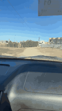 السلام عليكم عرصه زراعي طريق المشايه الطيران يم سكه القطار 300متر مسيجه وكامله تبليط وماي ومجاري السعر(25)***********
