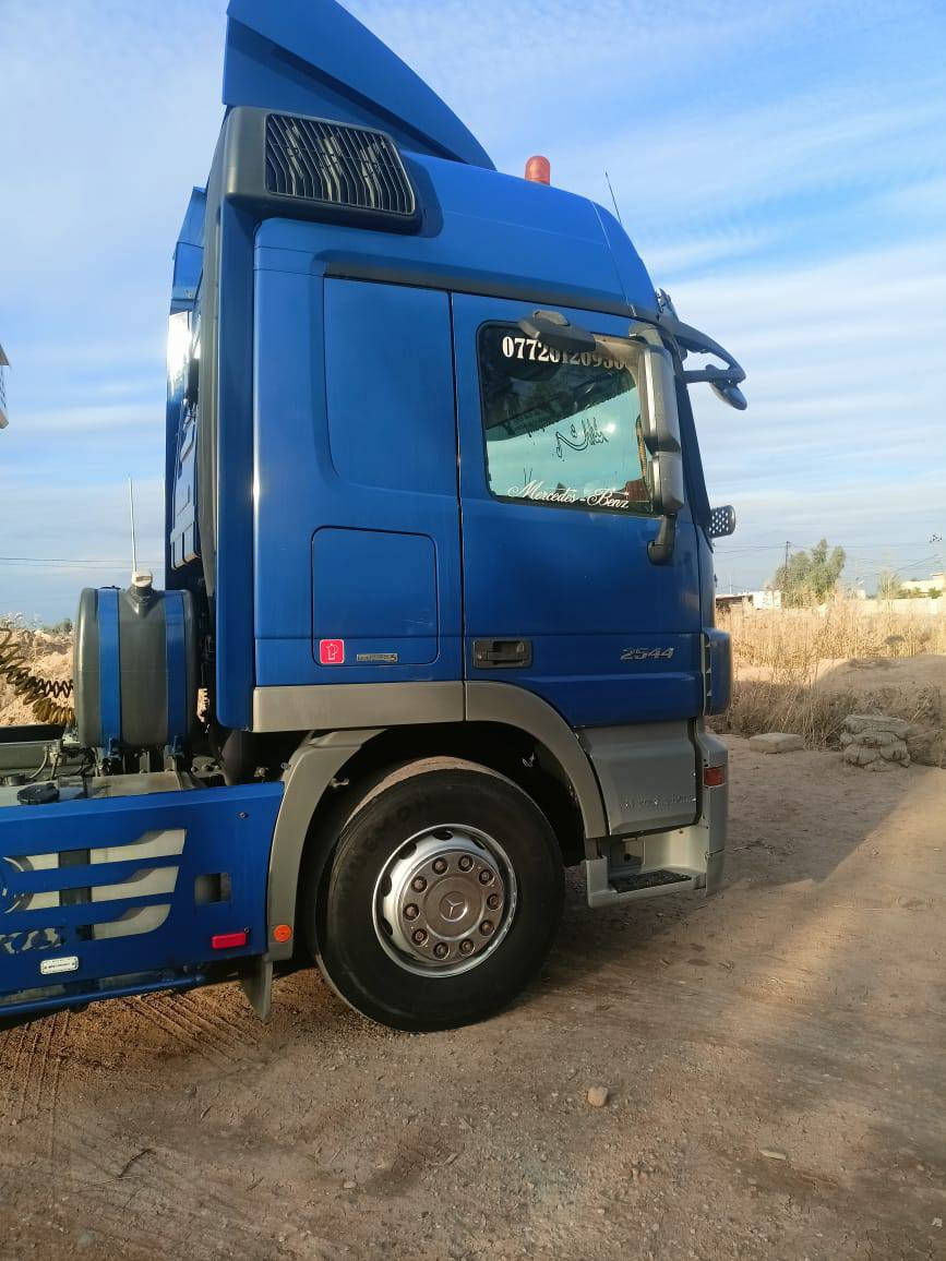 للبيع اكتروس موديل 2011 حجم
4425 كص جديد رتايدر كامره حساس ثلاجه رقم سليمانيه عربانه حداديه 4دناكير مربرطه نص جناب  رقم جديد سنويه جديده مكان ديالئ خان بني سعد ***********
