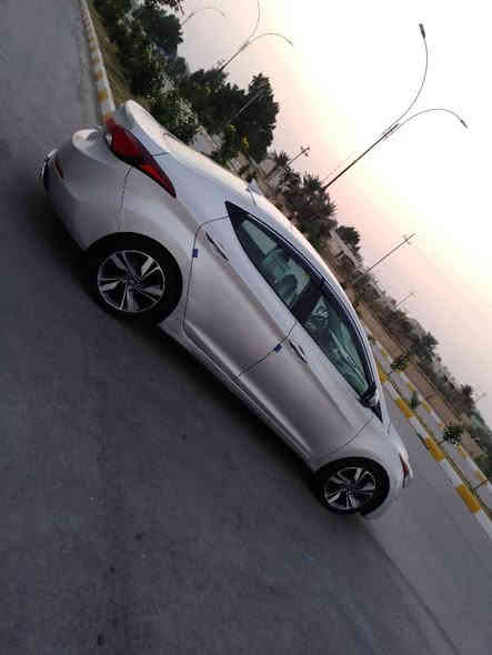 النترا وأرد امريكي 2016بيه بنيد بدون دواخل وقعتين صبغ مكينه 2000جاهزه تبريد حداديه تخم تاير مكينه وگير شرط السعر 115وبيه مجال مكاني ناصريه حي الزهراء *********** ناصرية
