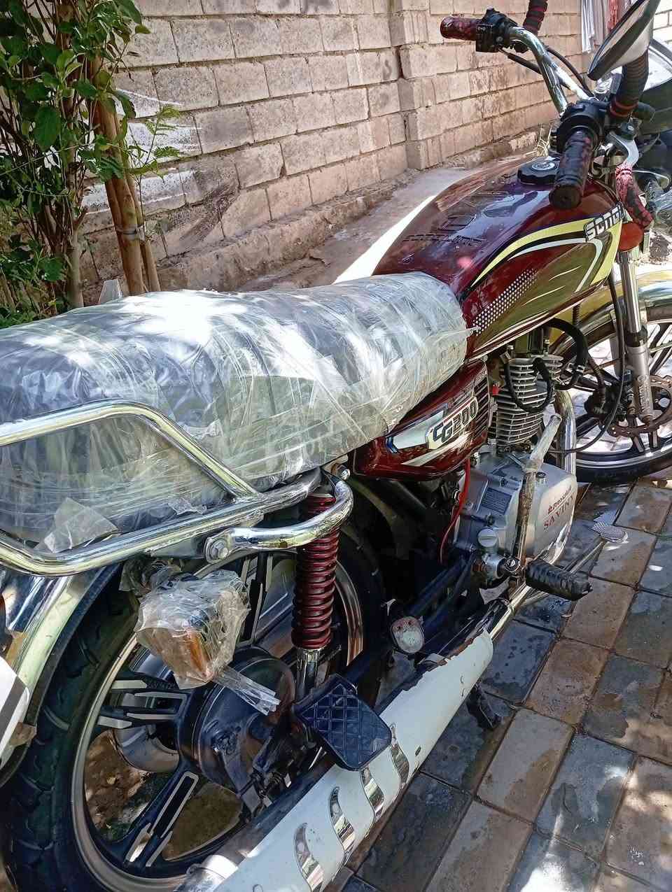 سلام عليكم للبيع مطور سيفان موديل 22 كلشي شغال محرك مكفول 
نشاط فول  السعر 550
بي مجال. المكان الرمادي جويبه نساف رقم

‏‪0786 960 9909‬‏
