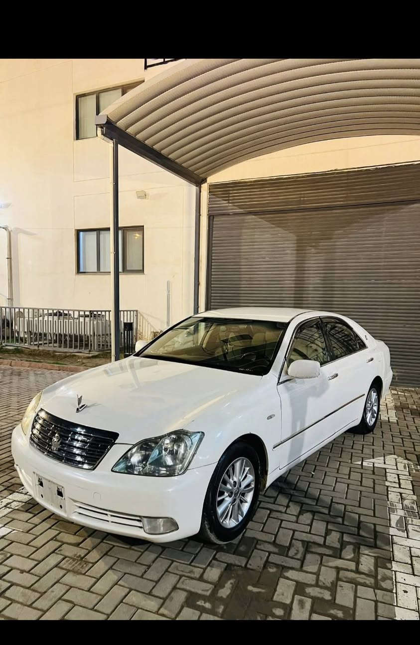 ەسڵاو هاورئیان شاهینە 2005 سپی ناو زەرد 1 پارە هەیە کۆدی هەیە بەناوی خۆمەوەیە کۆدەکەی شتی لۆک ***********
