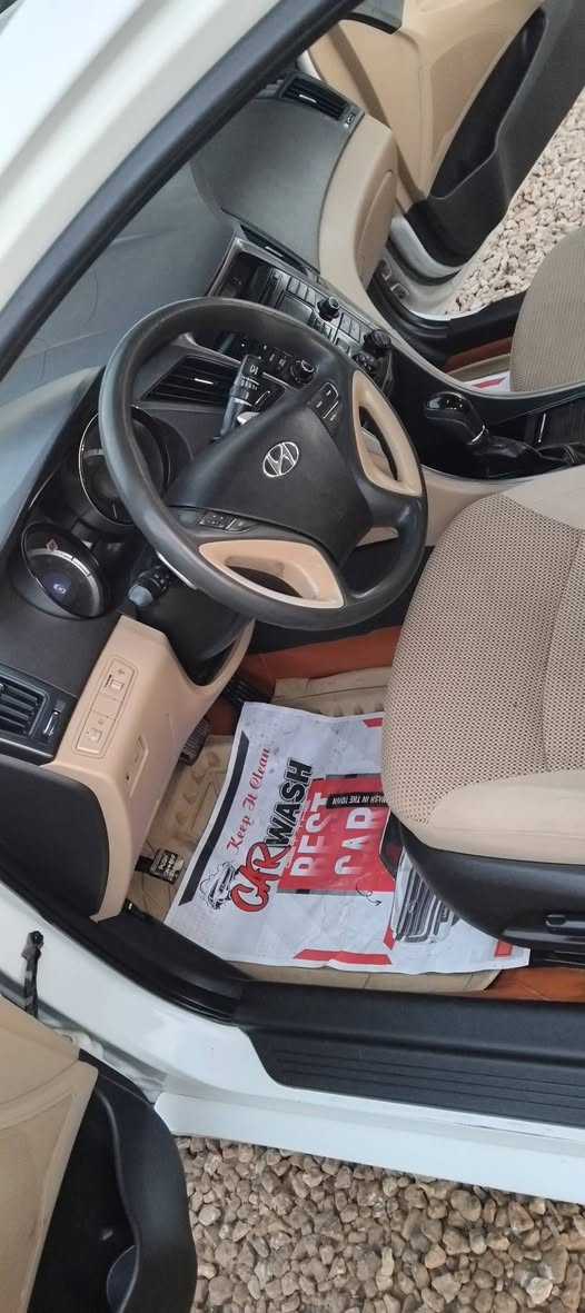 السلام عليكم 
سوناتا ٢٠١٣ مكغوله من صبغ والتبديل 
السعر ١٣٨ الرقم اربيل 
***********
