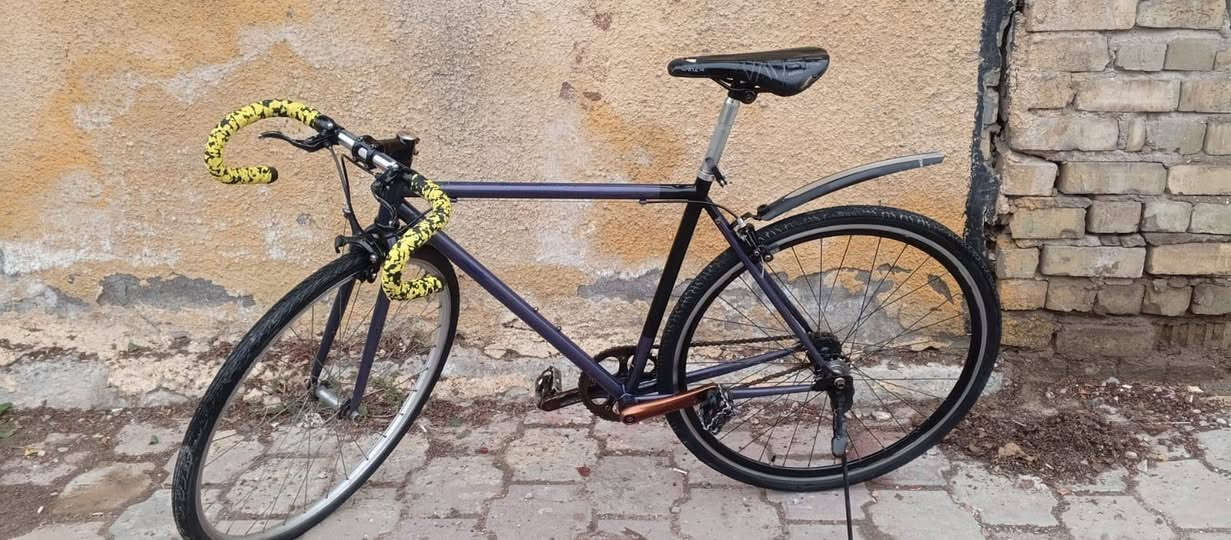 بايسكل فكسد البيع
معدنه فول المنيوم 

حجم 28

مكينه، 1امامي 1خلفي 

بايسكل لونه نيلي مال شركه 

تليرات جداد 

ابريك امختمه مال اشركه

سعره 185وبي مجال 

رقم الهاتف ***********
مكاني بغداد البلديات يوجد توصيل المناطق القريبه علا البلديات 

بايسكل خفيف وسرع كلش سرعته تعبر 30
