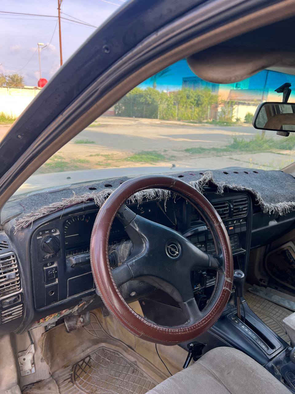 اوبل استيشن 92 محرك وكير ونجي السياره حلوه وناقصهة أشياء بسيطه رقم نينوى لل 28 صاحبها موجود ايمت ما تريد يحول تواير جدام جدد باتري جديد جام كهربائي السعر 28 وبيها مجال بسيط
للاستفسار 
 ***********
***********
