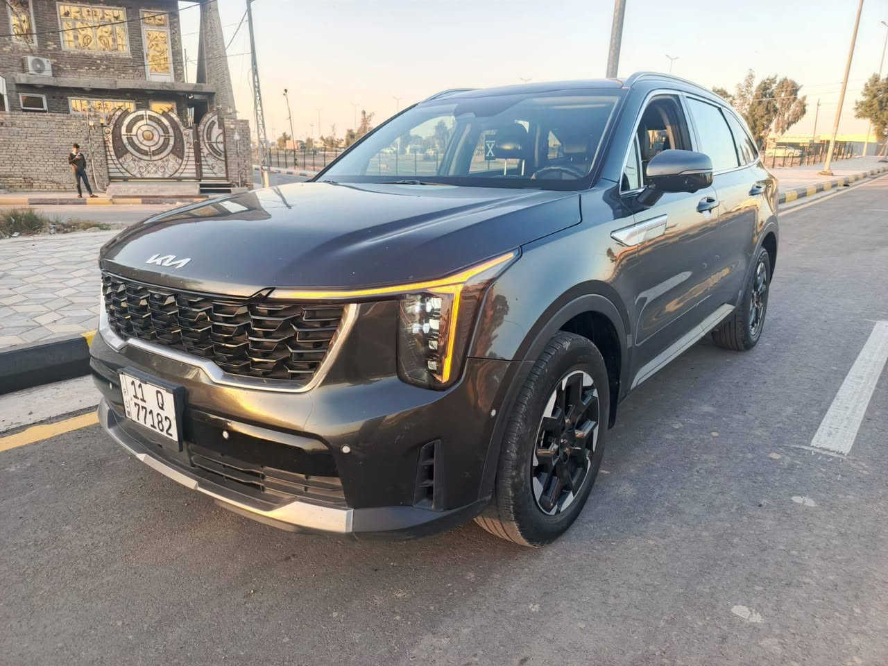 سلام عليكم البيع 
سورنتو وارد مريكي حادثها بنيد  مبدل بلادي فقط سياره 4سرندر  رقم بغداد. فول عده البني رامو موديل 2024 سعر 220 اي ستفسار تصال على رقم  *********** شراي يتصل مامتواجد على أنت مكاني واسط عزيزيه
