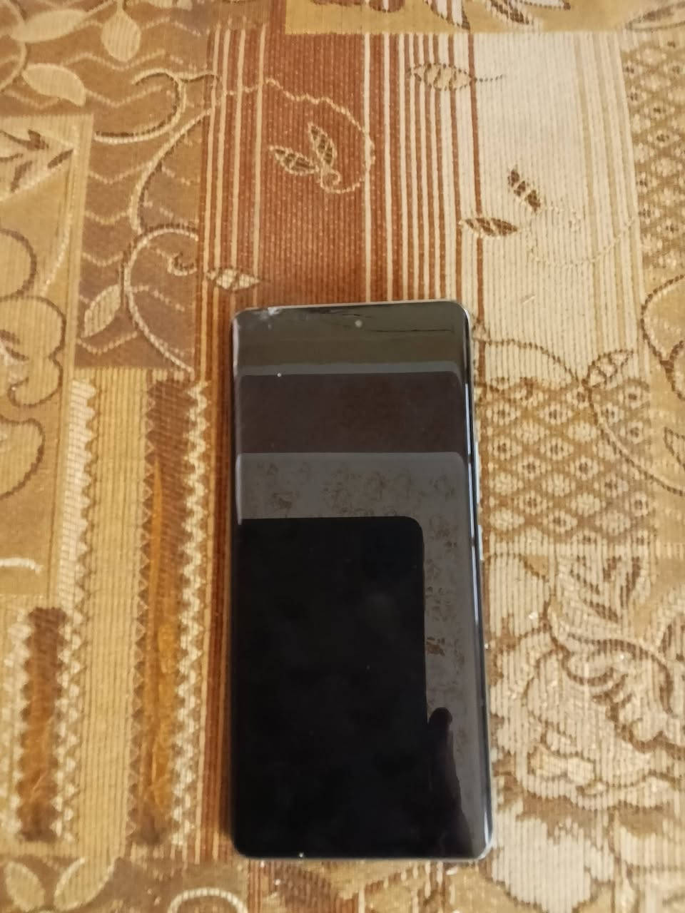 هونر x9c
ذاكرة ٢٥٦
بي فطر بالشاشة مثل ما موضح استخدام طبيعي وما مأثرة ابد

سعر ٢٠٠
تواصل واتساب ***********
