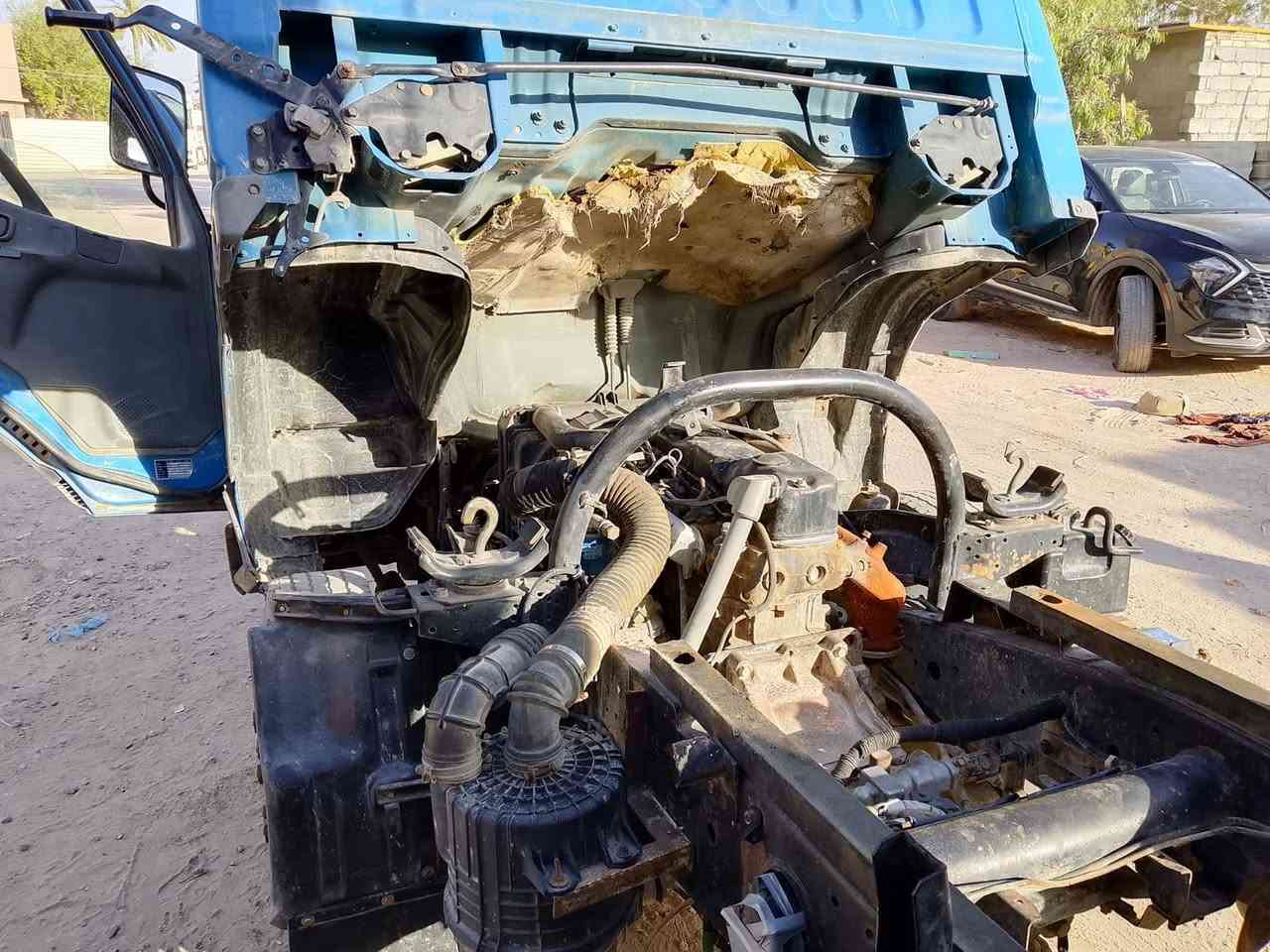 السلام عليكم سياره كنتر بزون البيع سياره جهازه من كلشي  كهربائيات كله شغاله سياره بسمي مشروع وطني  موديل 1992 سنويه لغايت 29 سنه رقم بغداد  سعر 135$ رقم الهاتف ***********
