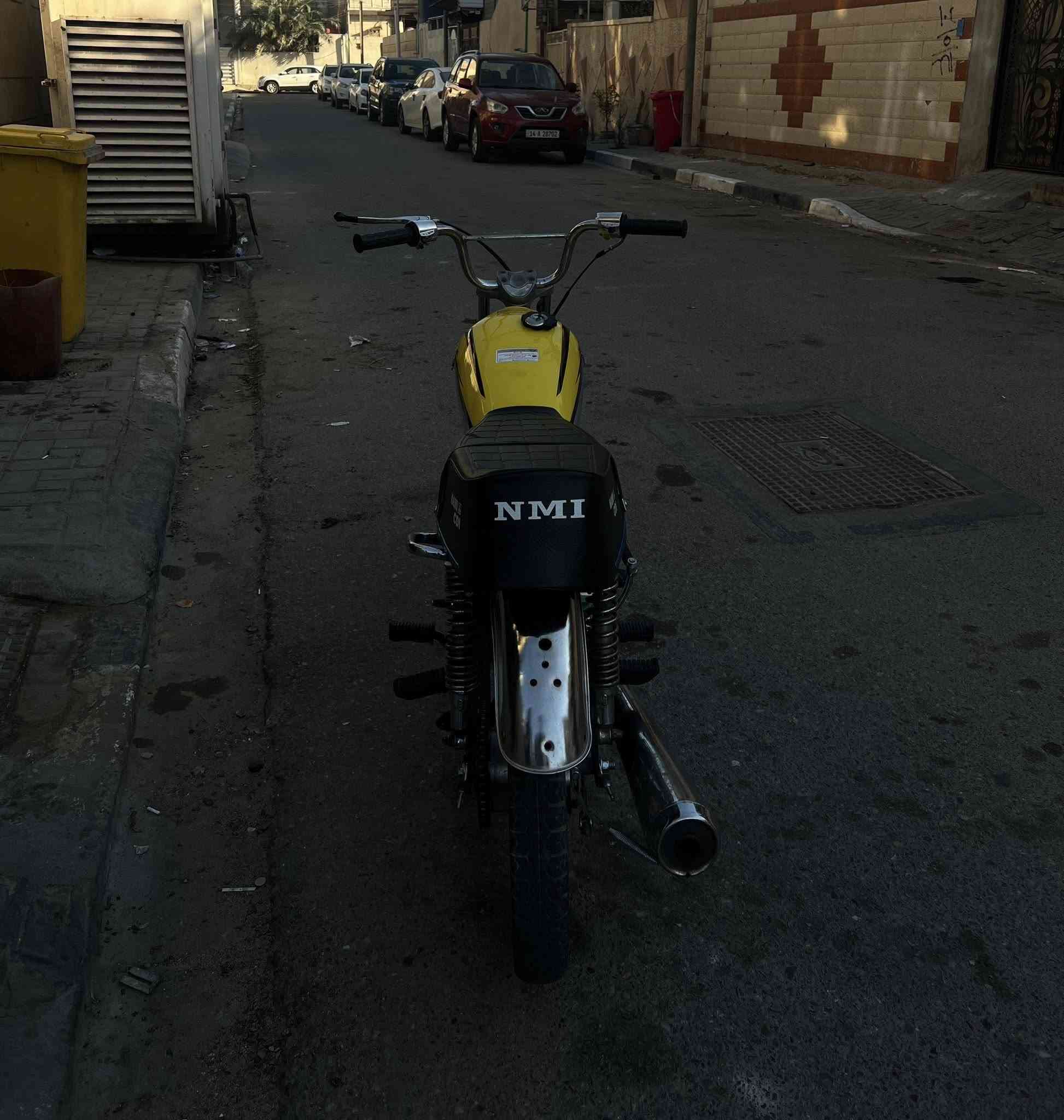 ناما شلامجة للبيع دراجة حلوة وقوية ما ناقصها شي صوت المكينه ناعم ناعم ومكفوله من الطول للطول تعمير 25 ادوات ادوات ادوات السعر 650 وبيها مجال العنوان البصرة القبلة حي الجامعة شارع مستشفى الطفل للاستفسار على الرقم ***********
