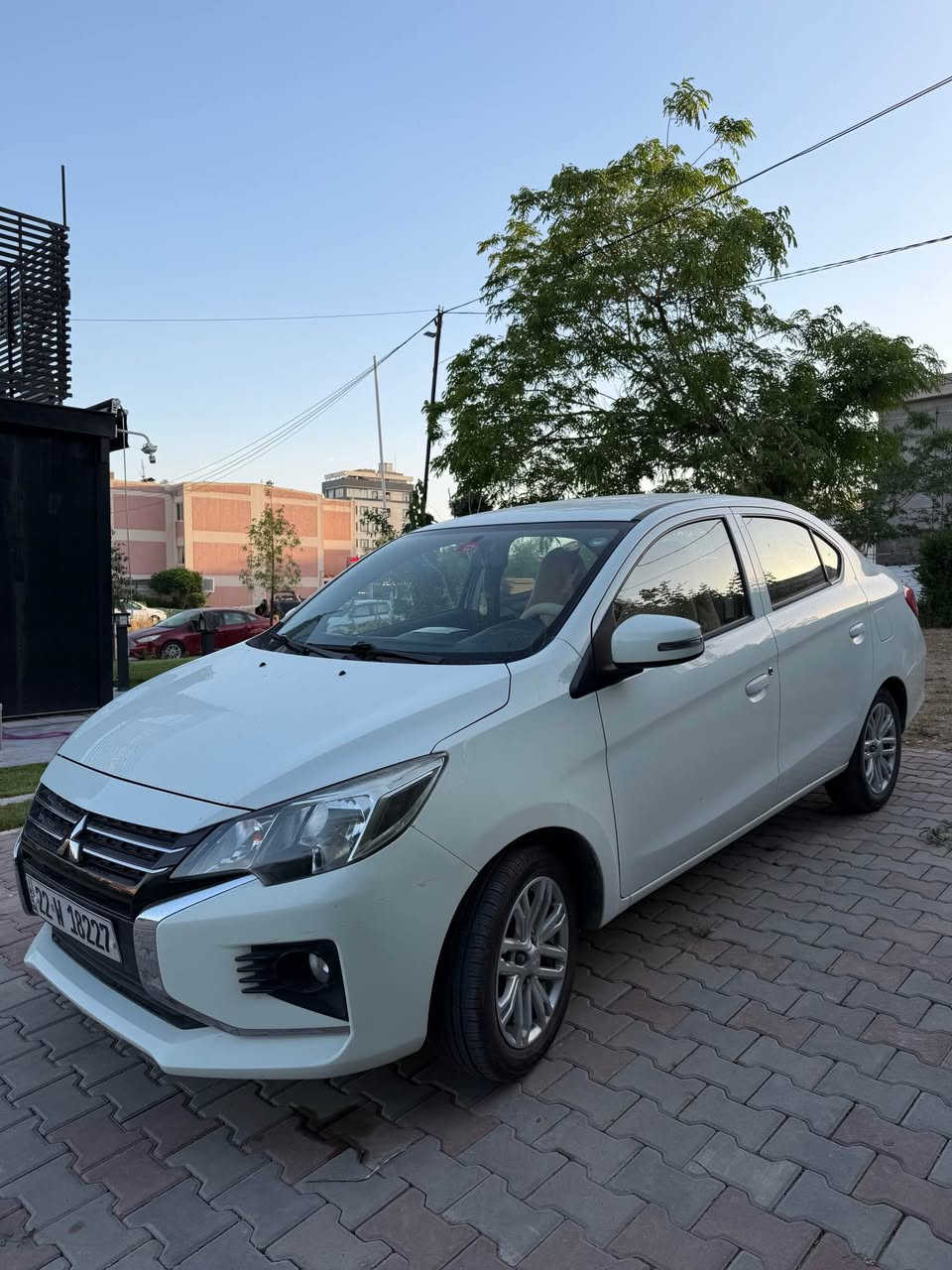 تێبینی: ئۆتۆمبێلی (Mitsubishi Attrage 2023) بۆ فرۆشتن
 مۆدیل: 2023
 باری تێچوون: دوو پارچە بۆیاغ (بەبێ لێدان)
 مەوصفات: خەلیجی
 تایبەتمەندییەکان: کامێرا و شاشەی گەورە
تێبینی: ئۆتۆمبێلەکە زۆر پاکە و هیچ کێشەیەکی نییە.

[***********] أربيل, العراق
