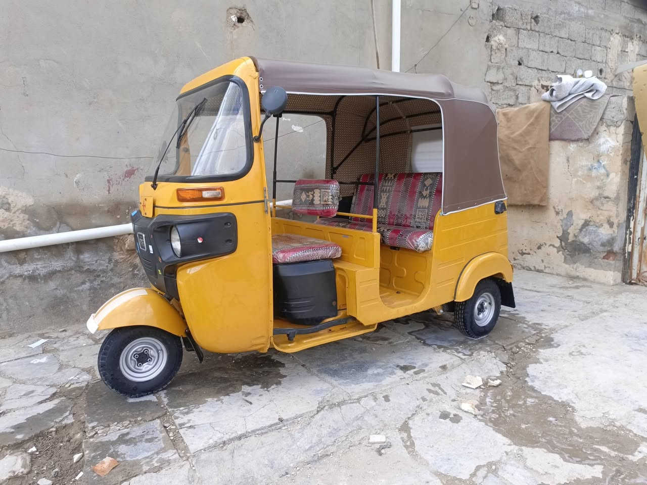 شباب أقر منشور عدل واتصل وبخدمتك 
2020 رقم وسنويه بغداد تحويل ثاني يوم باسم جيرانه 
كشرهه مكفول فقط دوسات 
مكينه مكفوله من شرك وتنقيص والبگن ولاكسن والنضوح 
مكاني بغداد الرشاد 
رقمي ***********
