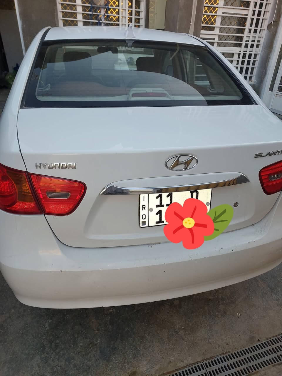 السلام عليكم  النترا محرك ٢٠٠٠ موديل ١١ رقم بغداد انكليزي السعر ١٢٢ للاتصال *********** بأسمي السياره
