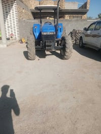 مكينة نيوهولاند • موديل 16 • ديوانية