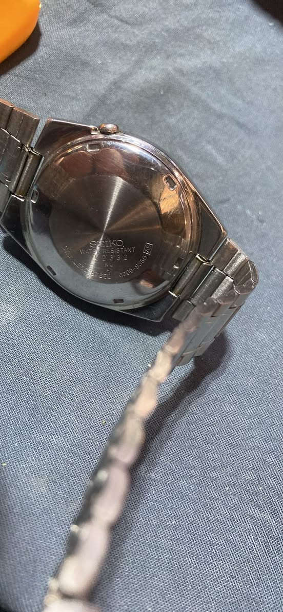 الساعة كاسيو 
ضد الماء
كامل ستيل
AUTOMATIC
21JEWELS السليمانية, العراق


**إذا كنت صاحب هذا الإعلان وتريد حذفه لأي سبب، رجاءا أرسل رسالة إلى الدعم الفني**