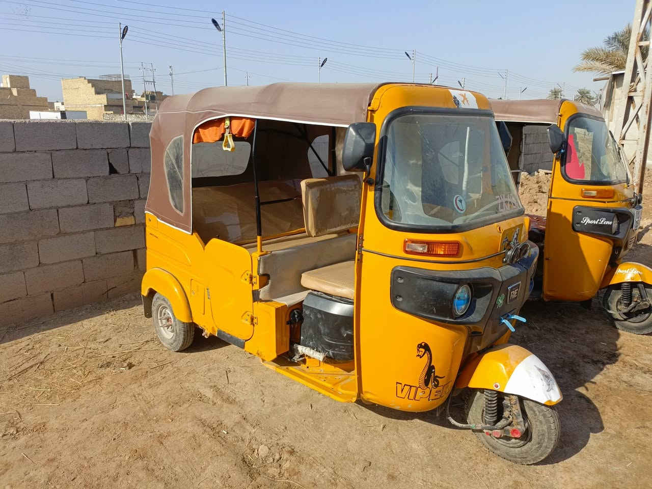 تكاتك عدد ثنين)) تكتك لونين مرقم شوف العين لا تكلي شبيه)) ثنين وعشرين أوراق وكيل سيد خلدون كفاله عامه كلش مكان ميسان الماجديه سعر على تليفون)) ***********
