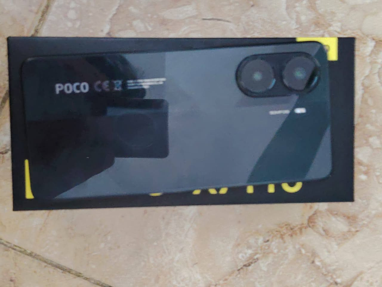 السلام عليكم
جهاز POCO X7pro
الذاكره 512
للبيع السعر 325الف 
غراضه كامله من ضمن الغراض شاحنته الاصليه 90واط
مبدل بي شاشه اصليه وكاله
المضخم ما يشتغل. 
لجماعت البوبجي الجهاز يدعم120فريم 
للتواصل ***********
للمعلومه الجهاز مستخدم 7اشهر فقط

