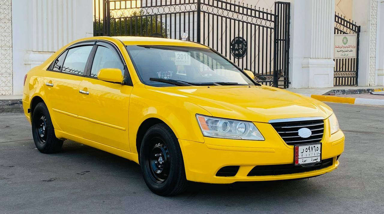 السعر 98 الاستفسار *********** هونداي سوناتا 2011 خليجي بيهه قبق الجنطه بي طخه ومبدل والباقي مكفول كفاله عامه  شواصي الغود مكفولات كفاله عامه مكينه 2000 وكير مكفولات حداديه جديده تخم تاير تبريد ثلج السياره جديده وجاهزه بمعنه الكلمه دوشمه جديده مصفره هيه وغرامات سنويه 2030 بسمنه مكان السياره كربلاء مكلف بنشر
