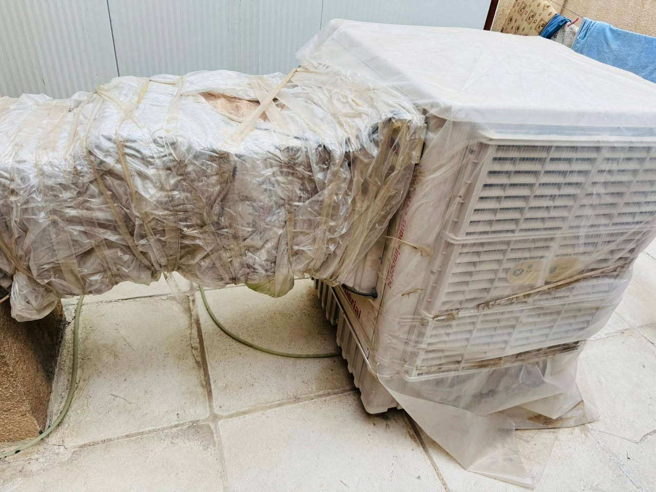 مبردات ثنين ماركة سوبر امبريال الاصلي العملاقة جديده مشتغله صيفية وحده
كلش محافظة عليها حتى مغلفتها
وصلها موجود يمي 
سعر الوحده ب ٦٠٠ الف 
مكاني بغداد


**إذا كنت صاحب هذا الإعلان وتريد حذفه لأي سبب، رجاءا أرسل رسالة إلى الدعم الفني**