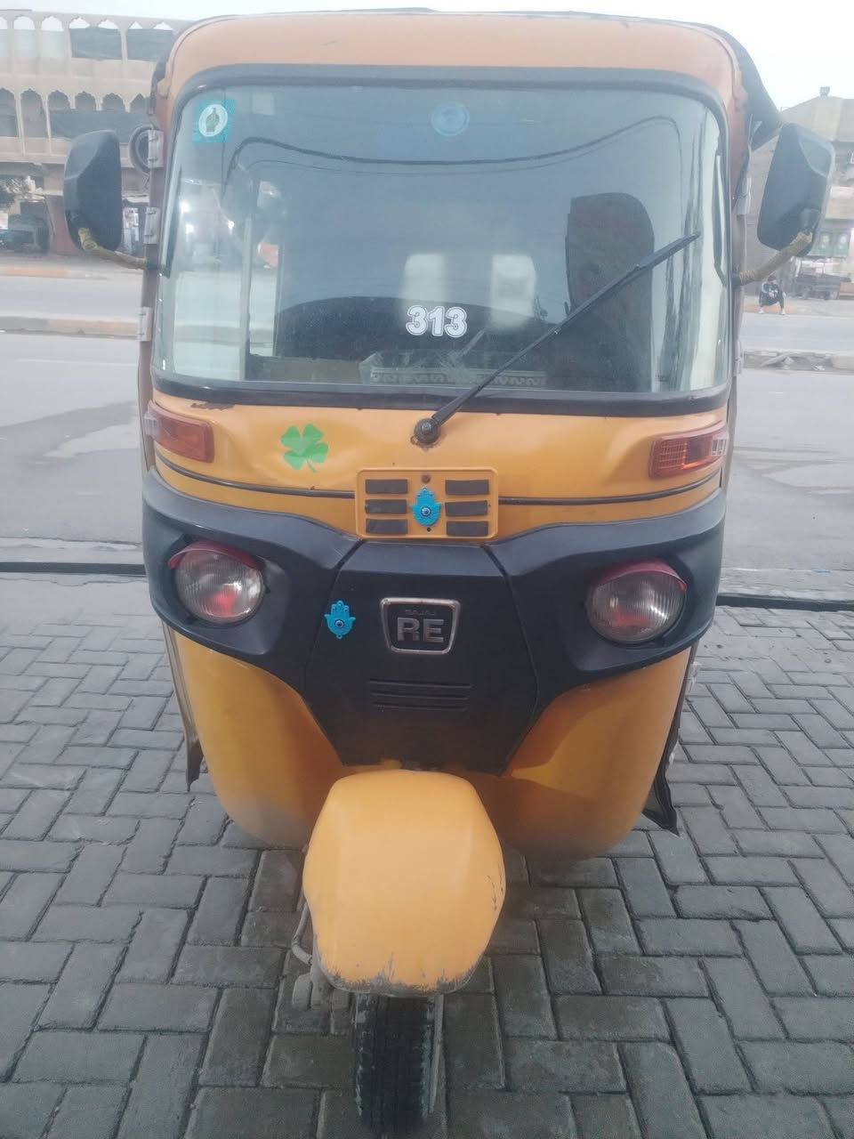 تكتك موديل ١٨ رقم وسنويه انكليزي باسم راعيهه
هذا رقم الولد ***********
