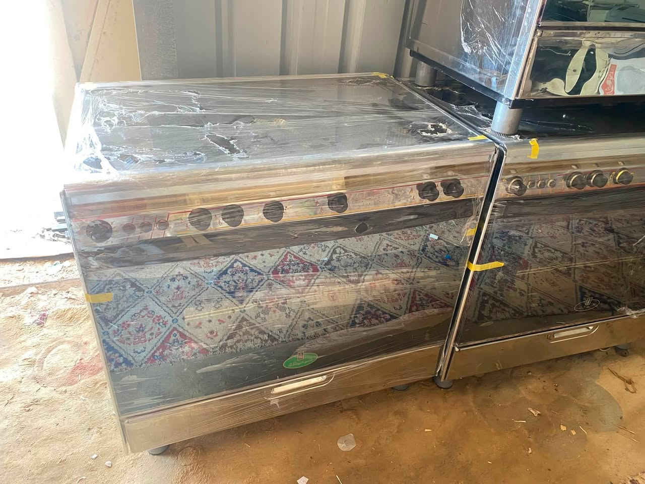 طباخات بكل الأنواع الكريازي المصري والفريش المصري واليونفستال نضافه 90/100 الباله الشماليه التواصل خاص او تصال ع الرقم ***********
