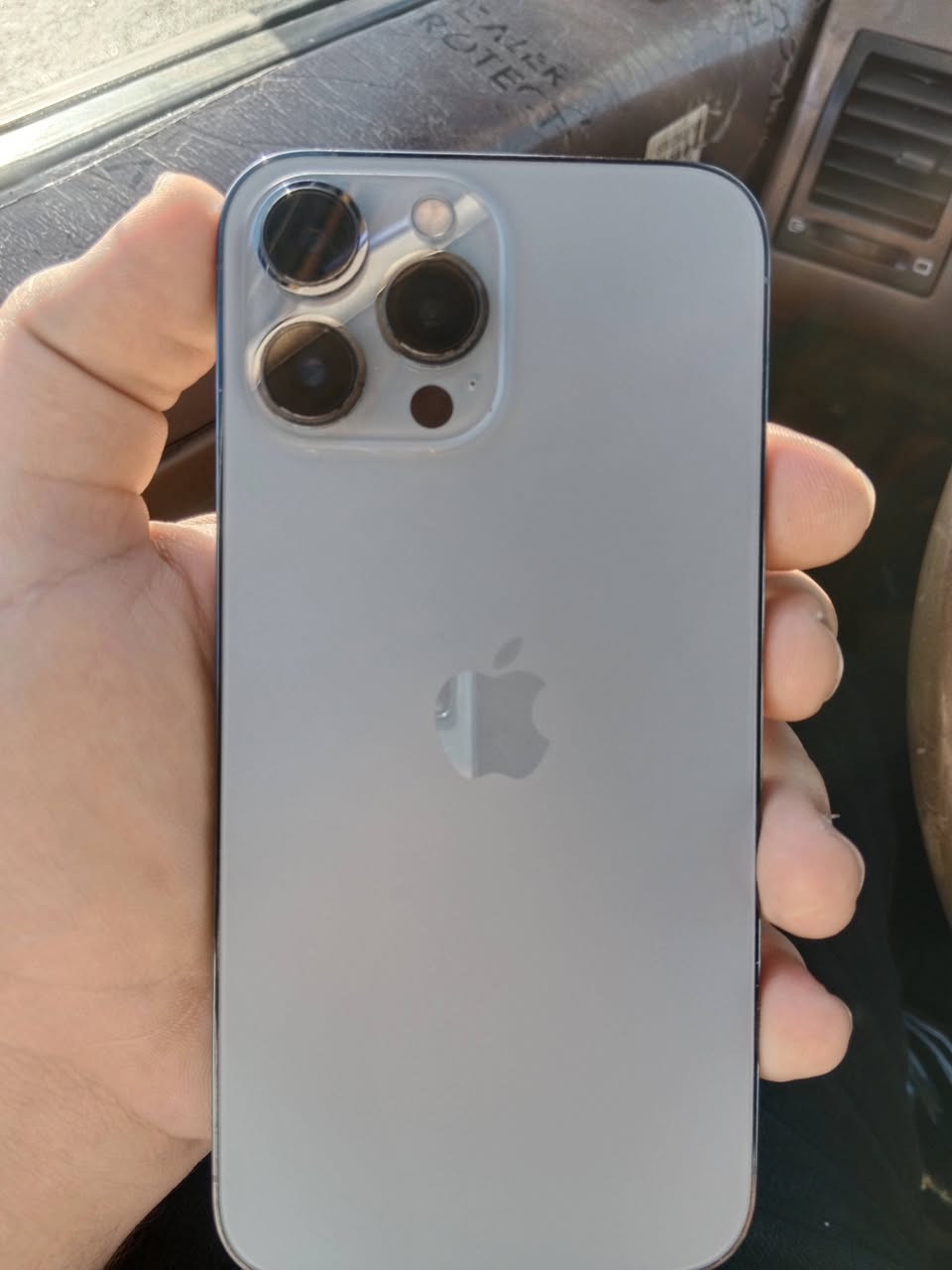 ايفون 13 برو ماكس ذاكره 256
جهاز نضيف فقط مبدل شاشه +بطاريه
باقي كله شغال وعل فحص اي عطل مابيه مكاني سيديه سعر 450 
***********
