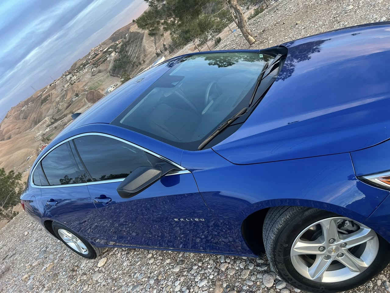 شوفرليت ماليبو ٢٠٢٣ بدون صبغ  السعر ١٢٠$ بيهامجال موجودة بأربيل واتساب ***********
