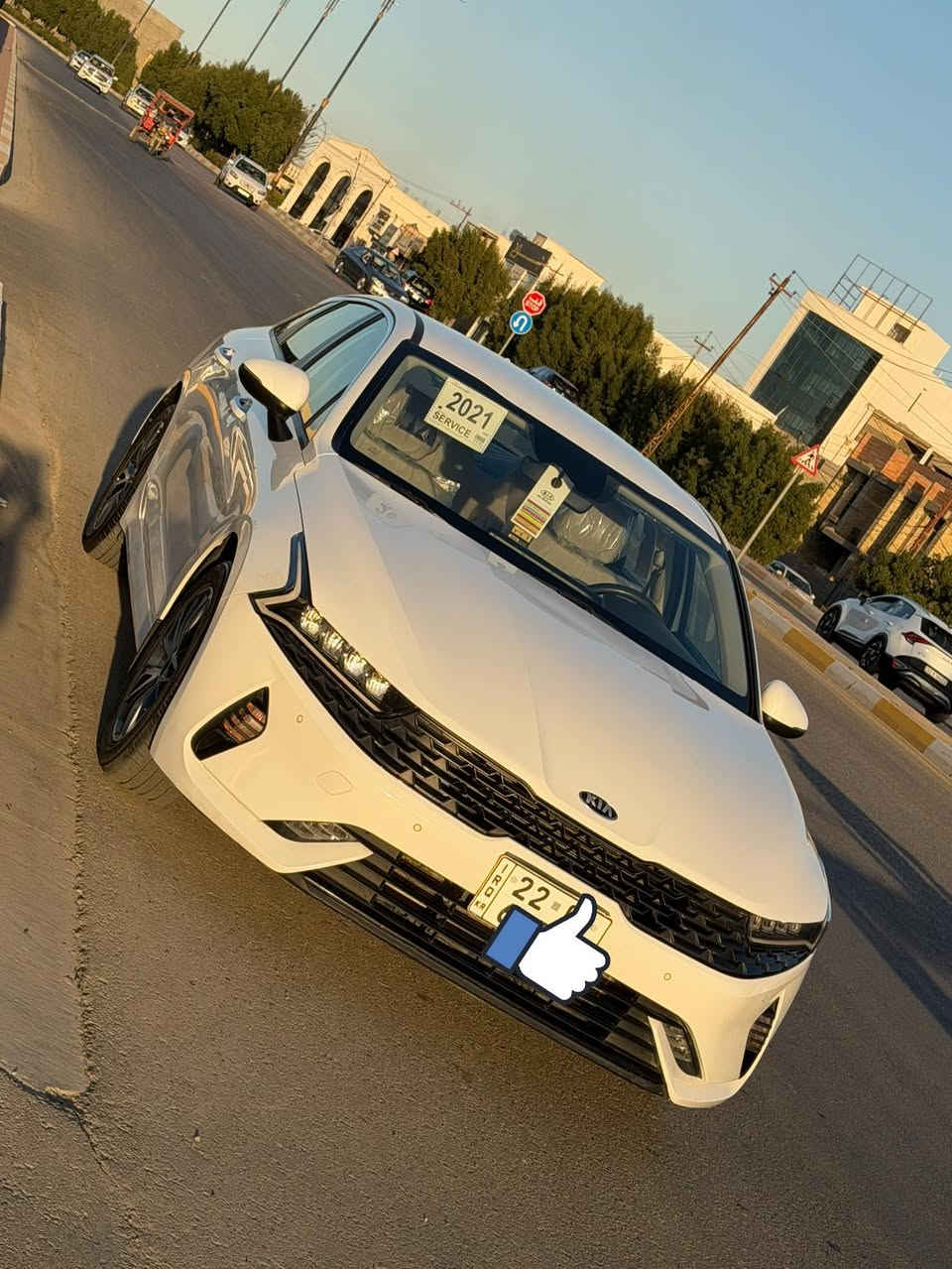 سلام عليكم
كي فايف 

موديل 21

خليجي 

محرك 200

كفاله من صبغ 

سعرها 175

*********** مكان رمادي
