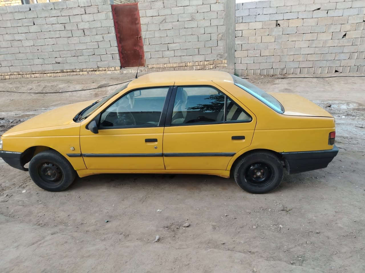 سياره للبيع بيجو روا موديل ٢٠٠٩ رقم بغداد مكان الناصريه رقم صاحب السياره ***********
