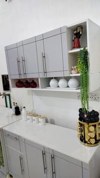 بوفيه • وصف ناقص