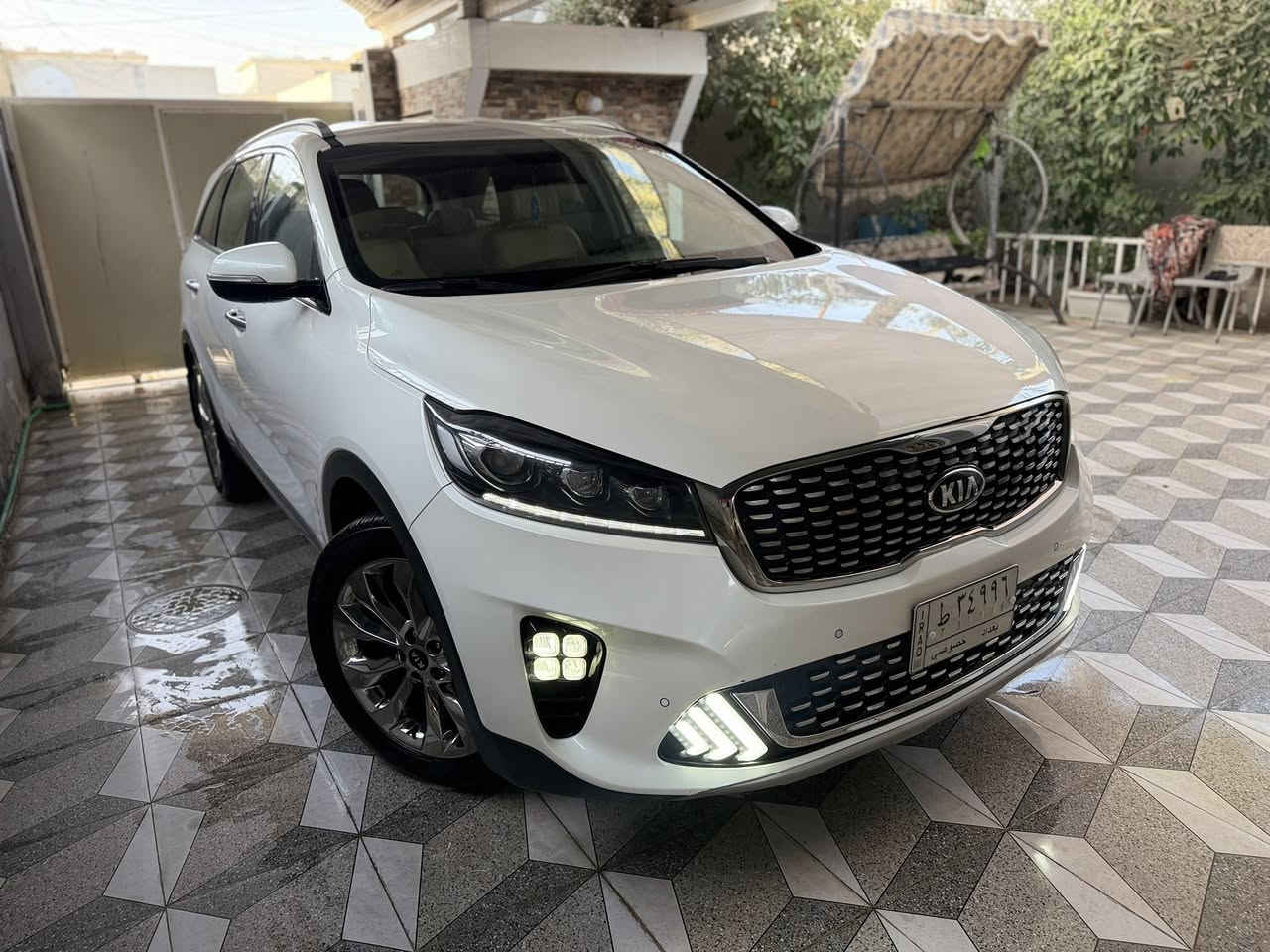 السلام عليكم
سورنتو 2019 خليجي كفالة عامة من كلشي السيارة لا بارد لا صبغ لا فتح لا تبديل السيارة جديدة بمعنى الكلمة ممتعوبة 
والسونار مرفق بلمنشور
السيارة فول عدى البنوراما
٦ سلندر ٧ راكب ٣ قطع تبريد
لدات امامي خلفي حساسات امامي خلفي
اريل انفگيشن
بصمة تشغيل
شاشة كبير +كامرة دوارة
دبل شباك لد
كشنات كهرباء
اشاير مريئ
ويل ١٩ كروم
وبعد مواصفاتها معروفة 
رقم بغداد تحويل مباشر مكاني كربلاء المقدسة 

***********
