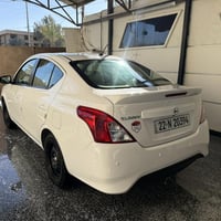 نيسان سني 2025 للبيع رقمي 07711000644  العنوان بغداد - حي جامعه -سياره...