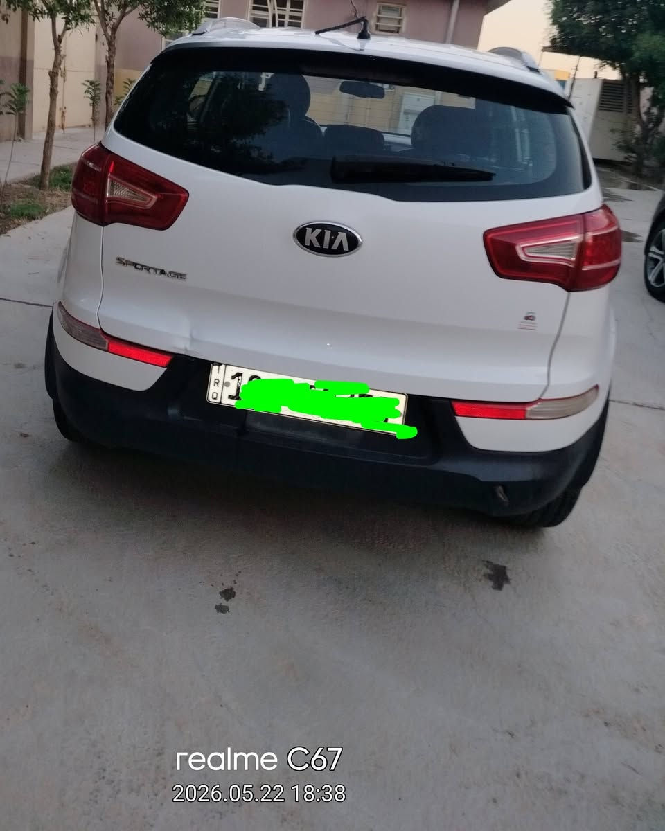 سبورتج موديل 13 خليجي مكفوله عدا بارد بصيط باب السائق بدون صبغ ولاتبديل رقم كربلاء انكليزي الجديد سنويه باسمي جديده السيارة بيها لدي نهاري لايت زنون شاشة ايباد ثلاجه اشاير بالمري شفط كشنات جلد الداخل لونين مميز حداديه تايرات كلها جاهزه السيارة ماشية 198 المحرك والكير مكفول سونارها موجود المكان بابل - الحمزه الغربي للتواصل *********** واتساب
