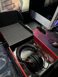 هايبر اكس كلاود 2 نظيفه حيل مثل ما موضح بالفيديو غراضه كامله  السعر ٥٥...