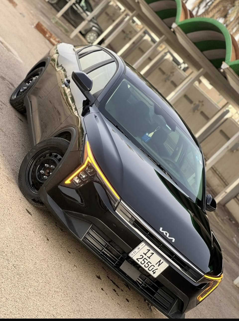 السلام عليكم k4  مكينه 2000 دوش فئتها Lx معروفه مواصفاتها بصمه تشغيل عن بعد رادار وبيها هواي مواصفات ماشيه 12miحادثها ربع الجاملغ الخلفي مصبوغ السياره جاهزه مانقصها اي شي السعر 170
رقمي /***********
