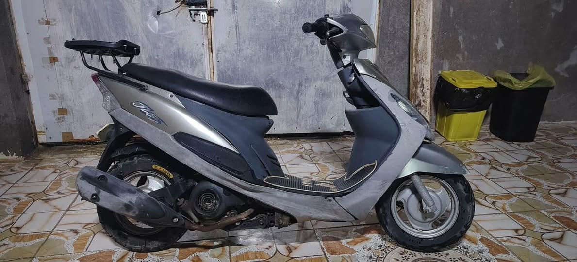 السلام عليكم ماكس منغولي للبيع الدراجه بلاديه نضافه 100/100 السعر 450  المكان حله قضاء القاسم رقمي ***********
