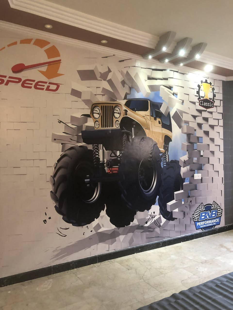 فني منفذ ديكور منزلي و ورق جدران ،، يود ألعمل مع مكاتب أو شركات تختص بالديكورات ألمنزلية ،، شرط الأختبار 
 ☎️ *********** 
مكلف بالنشر ،، والاتصال على رقم ألمنفذ واتساب
