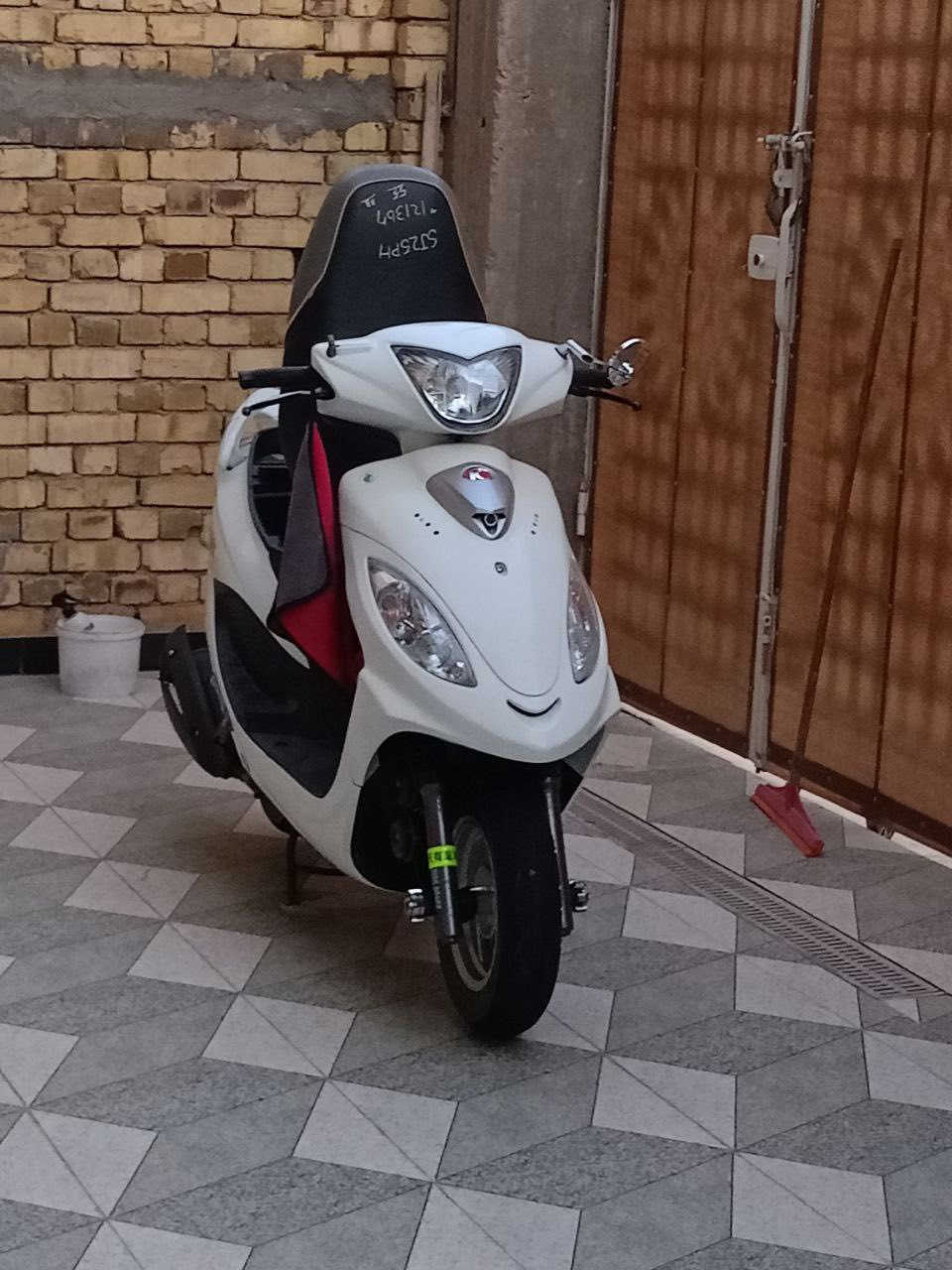 اسلام عليكم
دراجه للبيع كامكو V2 بوليس 2017 دراجه كفاله مانقصها شي الكامره بلاد دراجه نضيفه وحلوه السعر خاص الشراي 

يتواصل ع الرقم ***********
